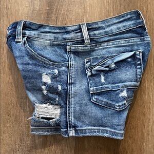 BKE Youth Distressed Jean Shorts Size 14